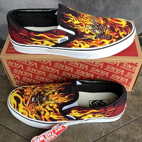 VANS CLASSIC SLIP ON SAMURAI RISING BLACK/Trwht MN - Picture 4 of 16